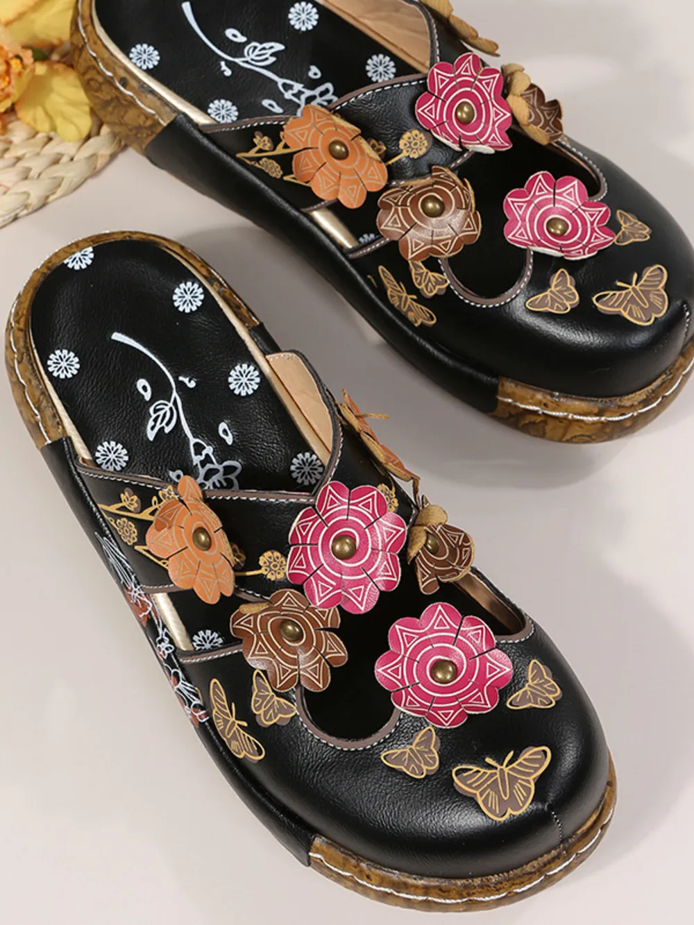 Floral Round Neck Sandals, image 8