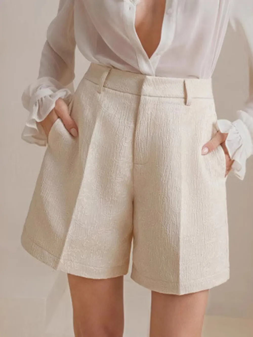 High-Waist Textured Shorts, image 5