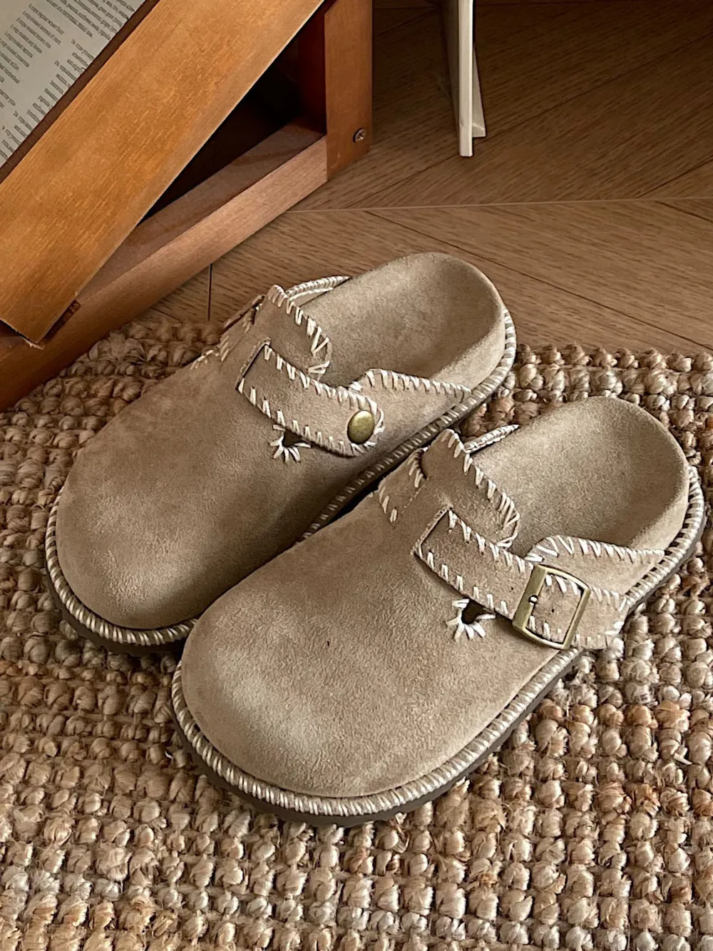 Round Toe Flats Slip-Ons, image 9
