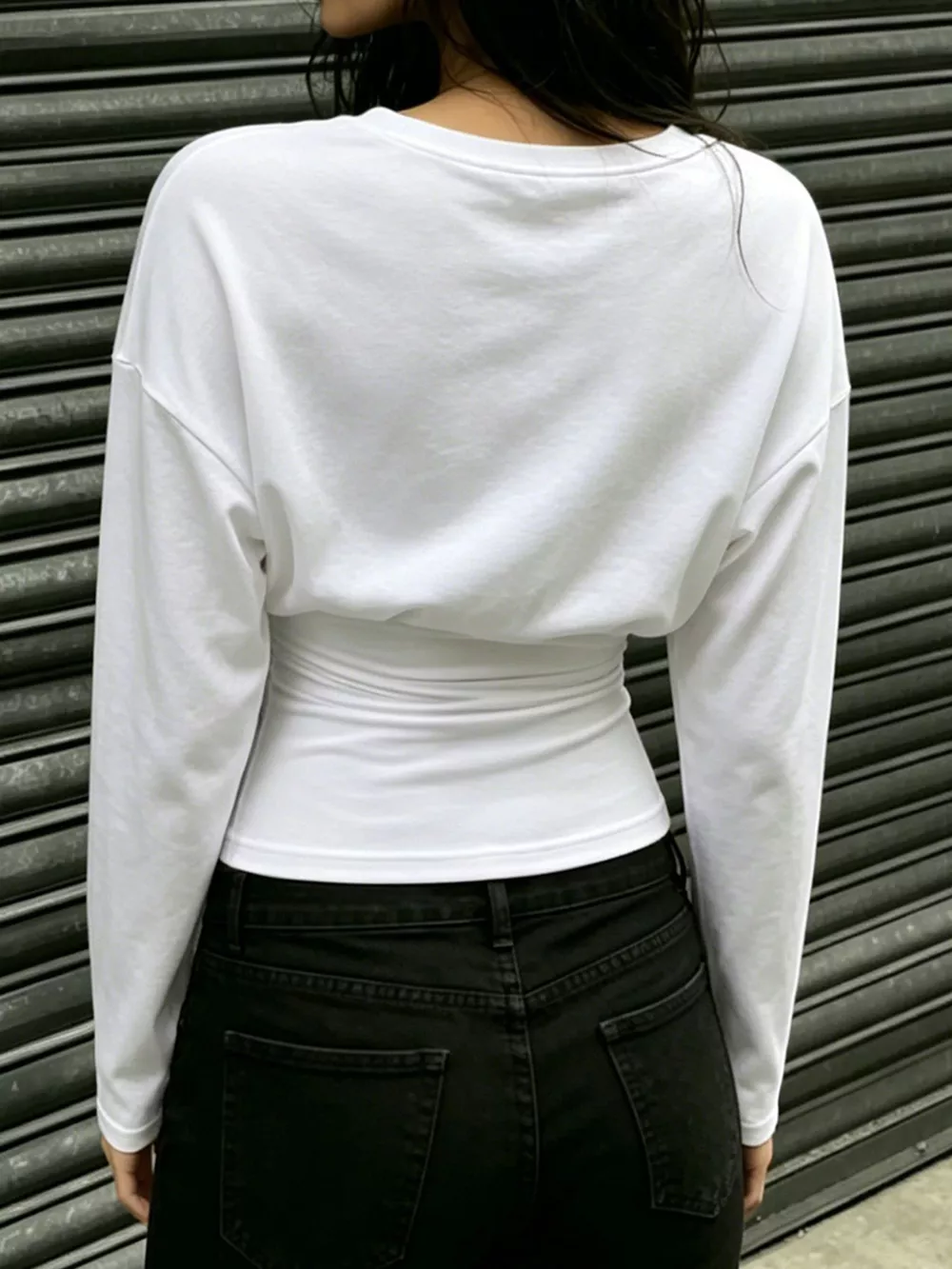 Slim Fit V-Neck Long Sleeve Ruched T-Shirt, image 5