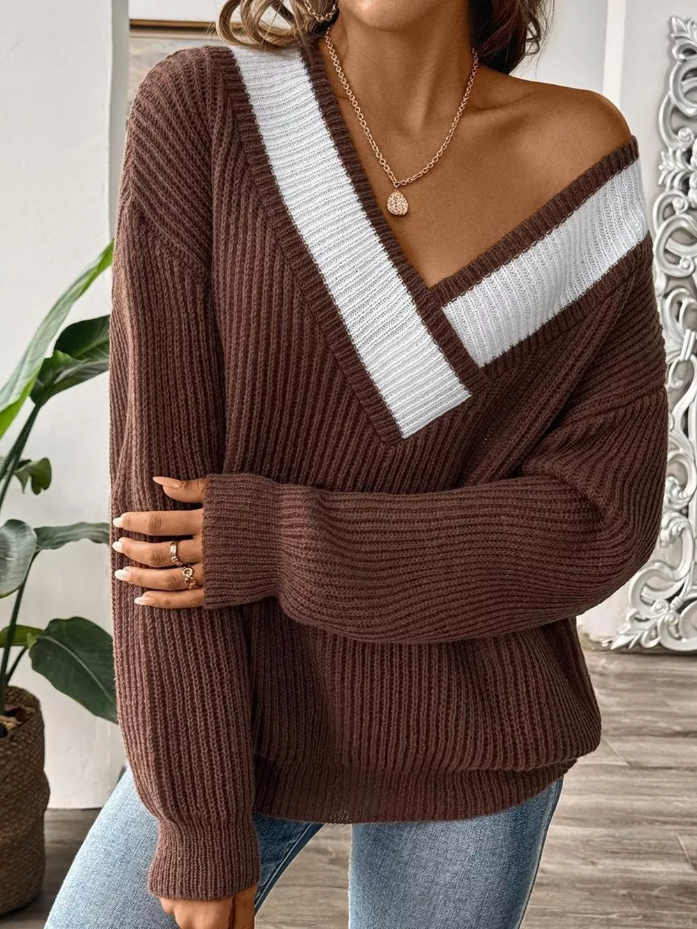 Contrast Trim V-Neck Ribbed Sweater, image 5