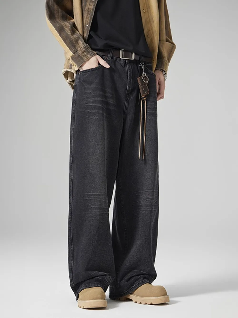 Men's Vintage Wash Loose Fit Jeans, image 2