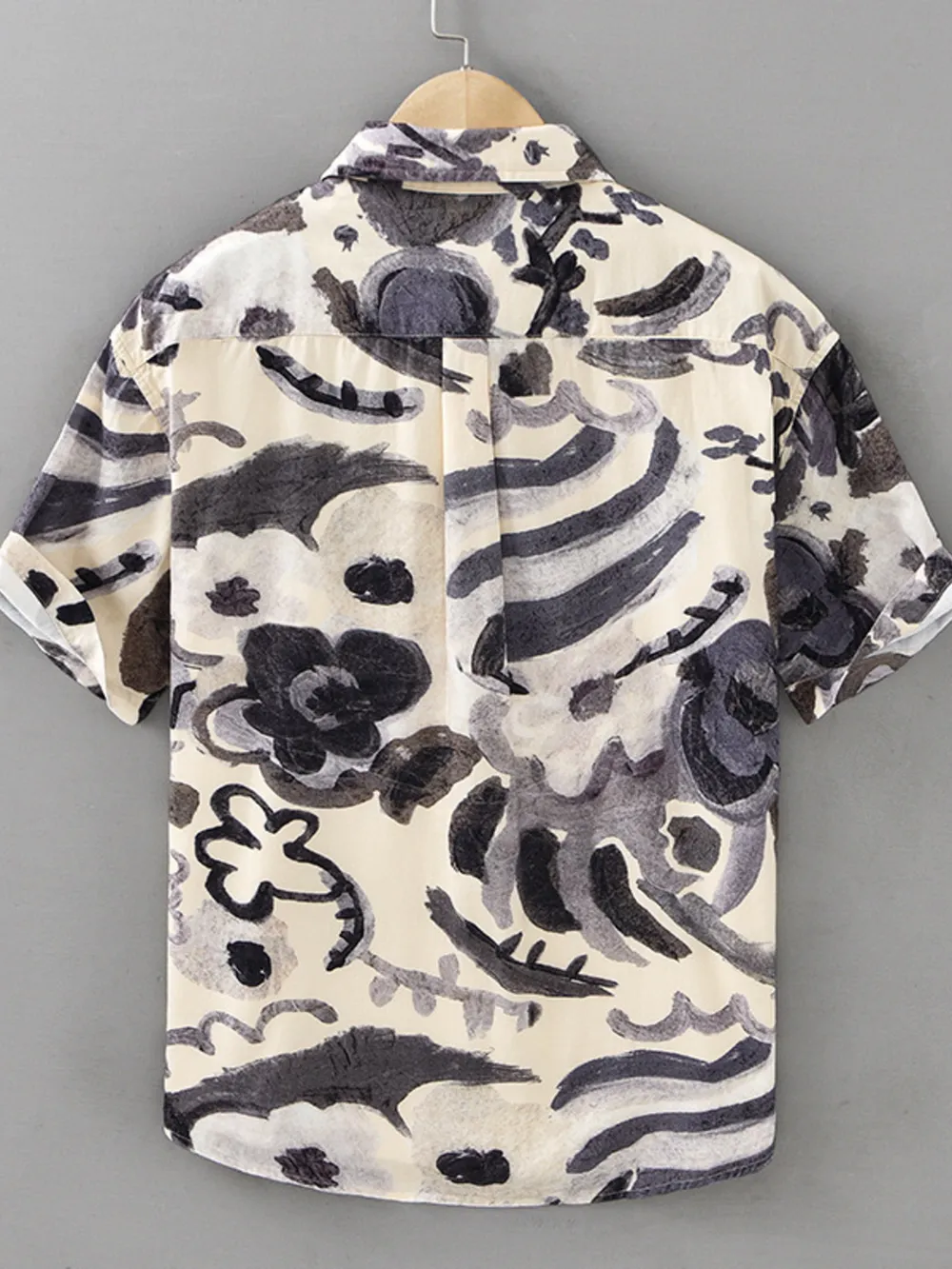 Men's Plus Size Printed Button Up Short Sleeve Shirt, image 2