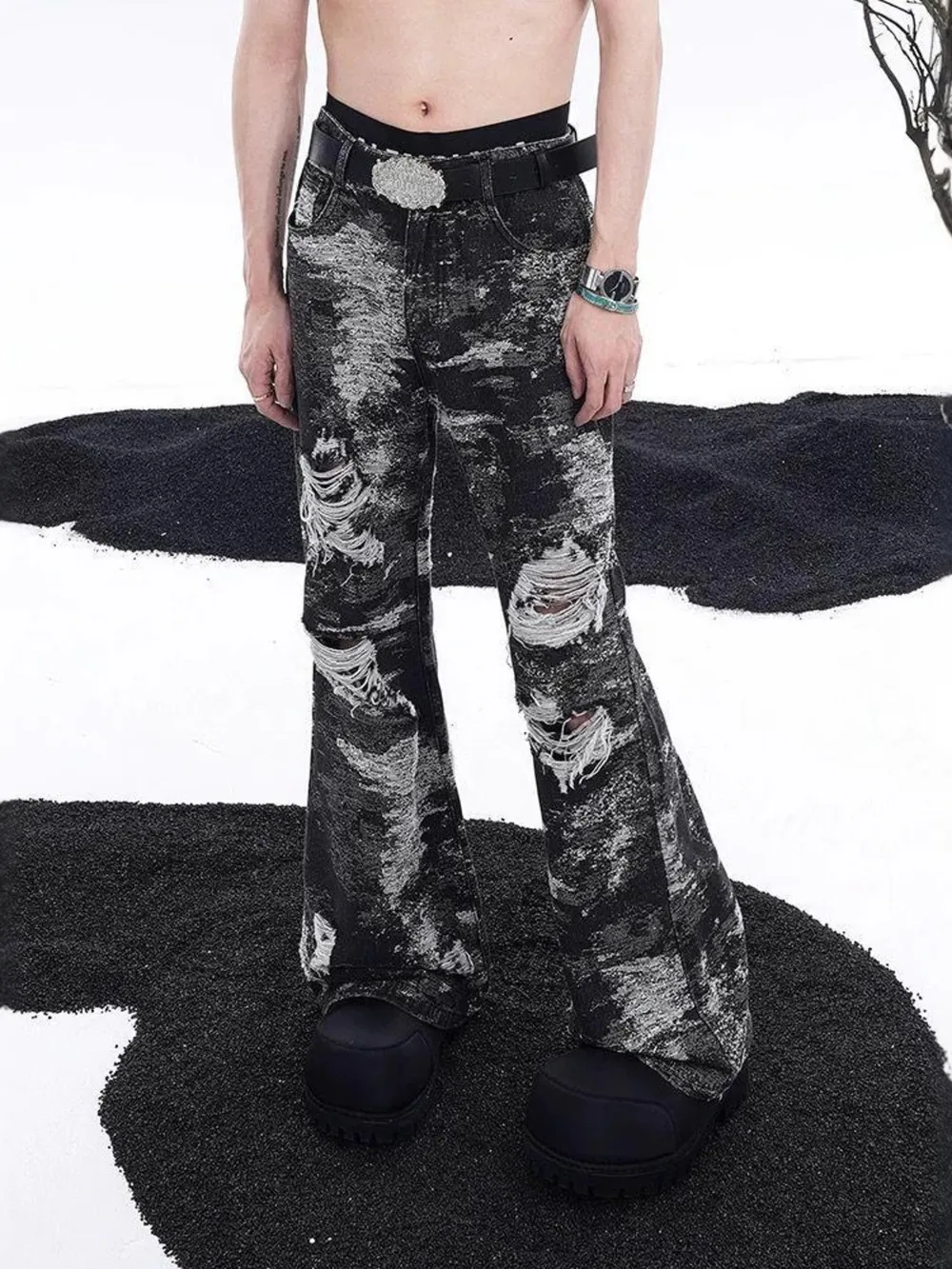 Men's Distressed Wide Leg Jeans, image 2