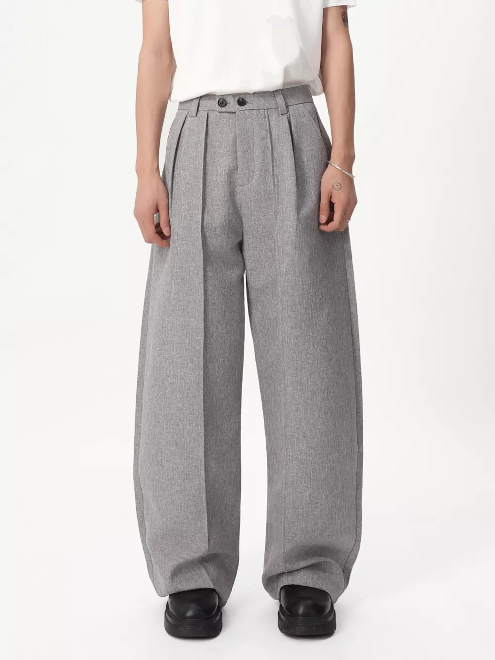 Men's Wide-Leg Pleated Pants, image 2