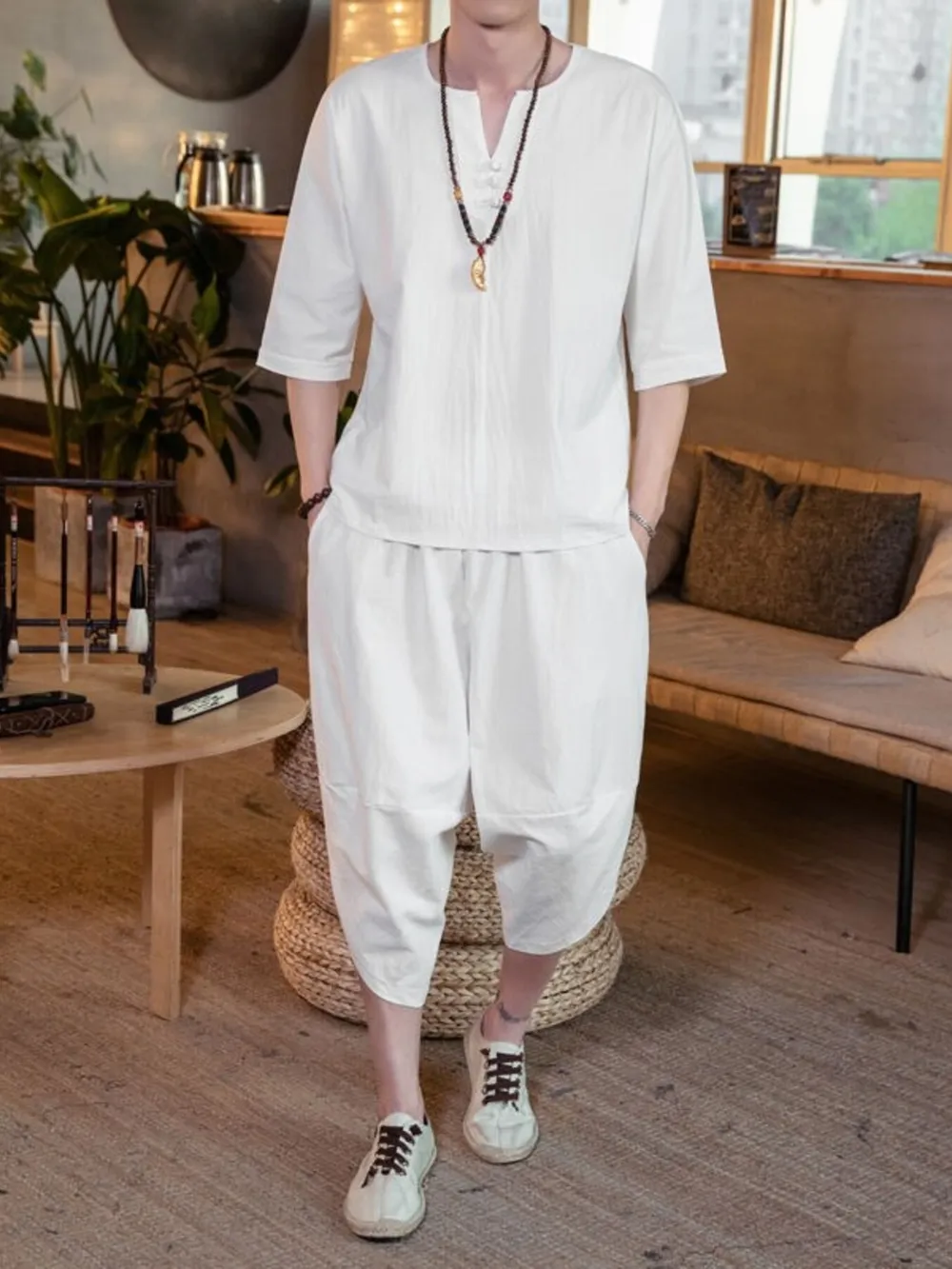 Men's Plus Size Notched Half Sleeve Top and Cropped Pants Set, image 3