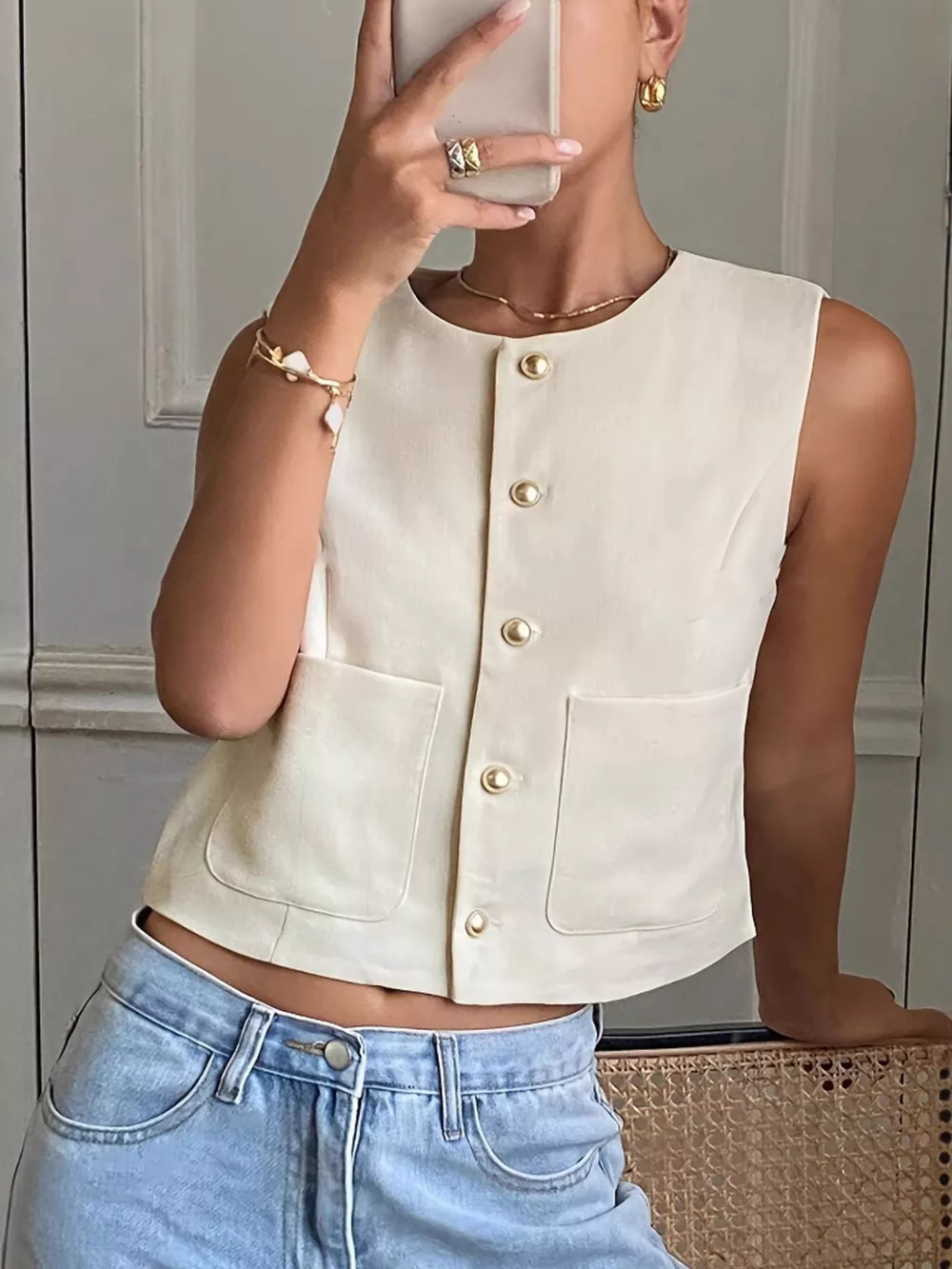 Button-Down Sleeveless Vest, image 4