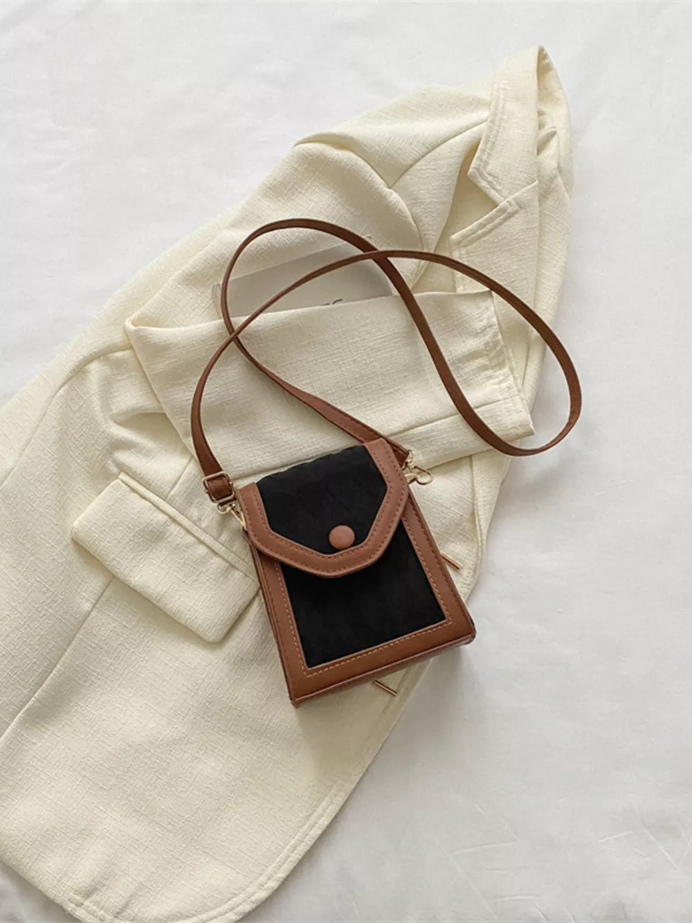 Adjustable Strap Flap Crossbody Bag, image 14