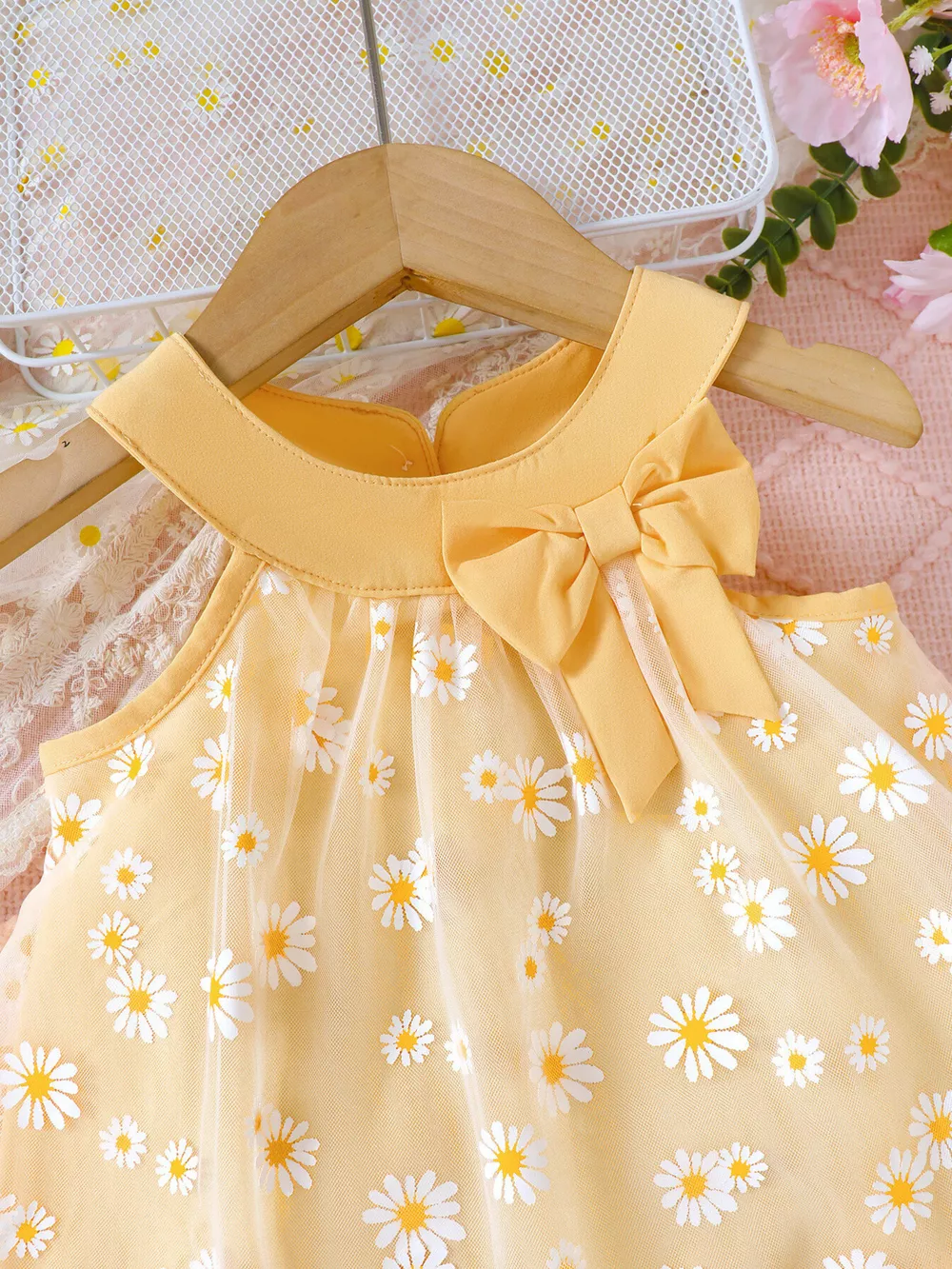 Children's Daisy Print Bow Decor Tank Top & Shorts Set, image 5