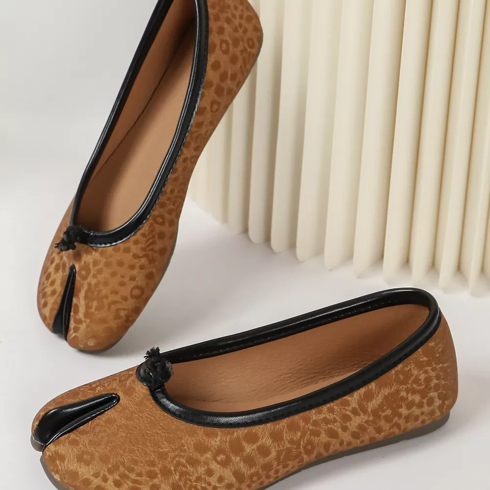 Split Toe Slip-Ons, image 4