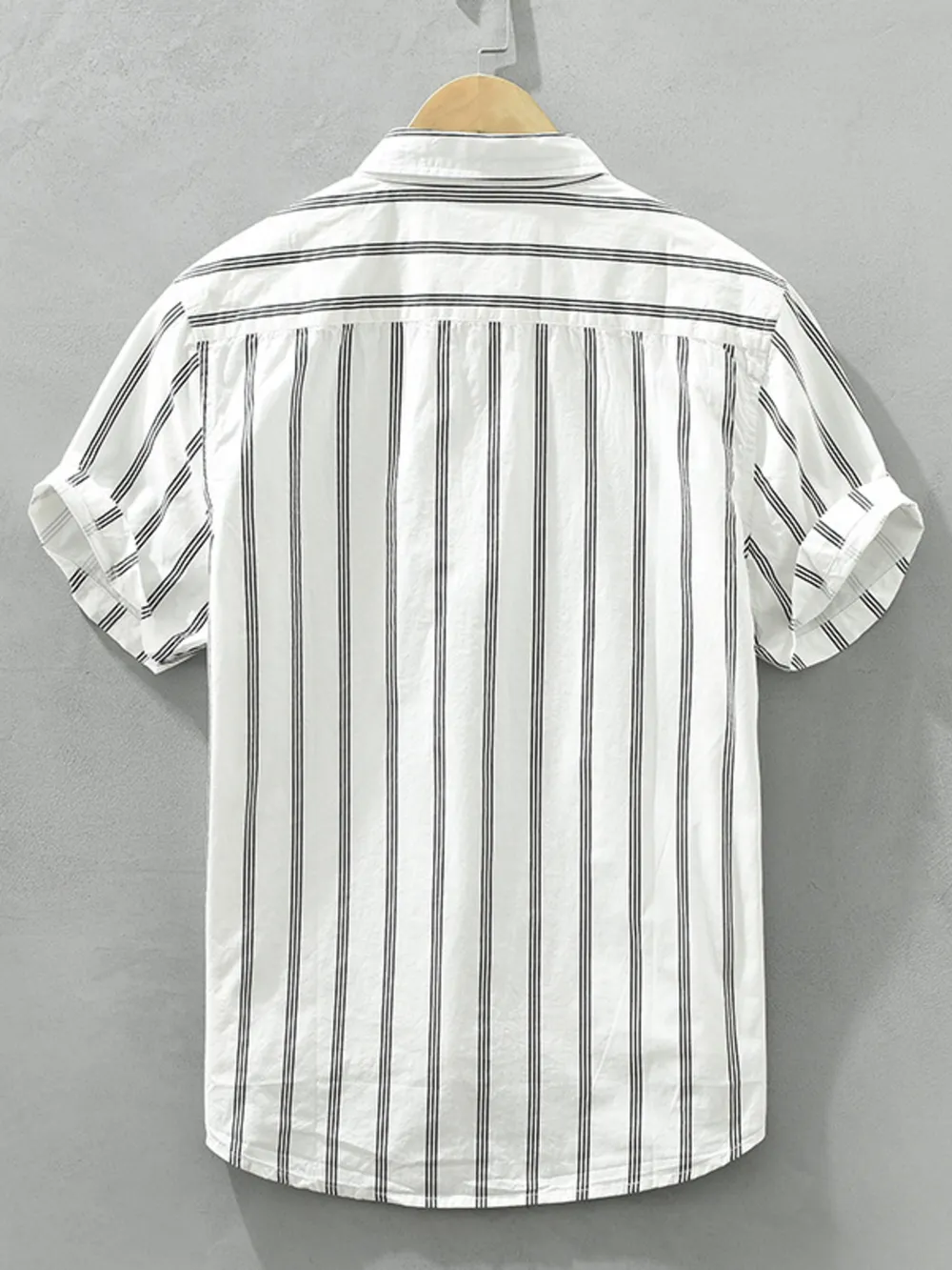 Men's Plus Size Classic Striped Short Sleeve Button-Up Shirt, image 3