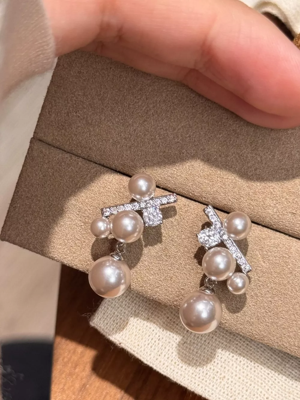 Pearl Drop Earrings, image 3