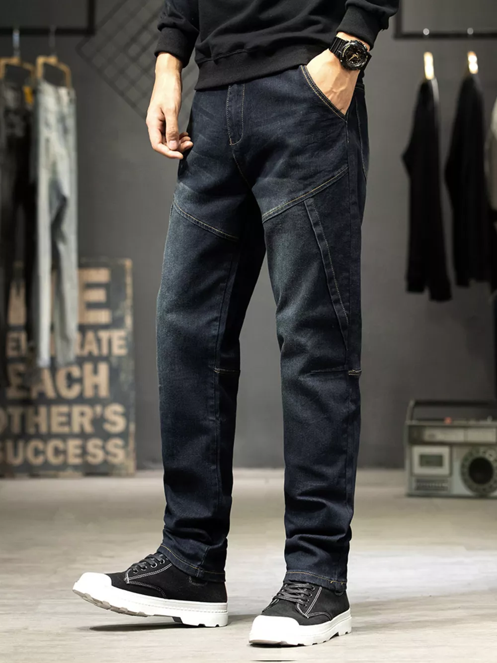 Men's Slim-Fit Paneled Washed Jeans