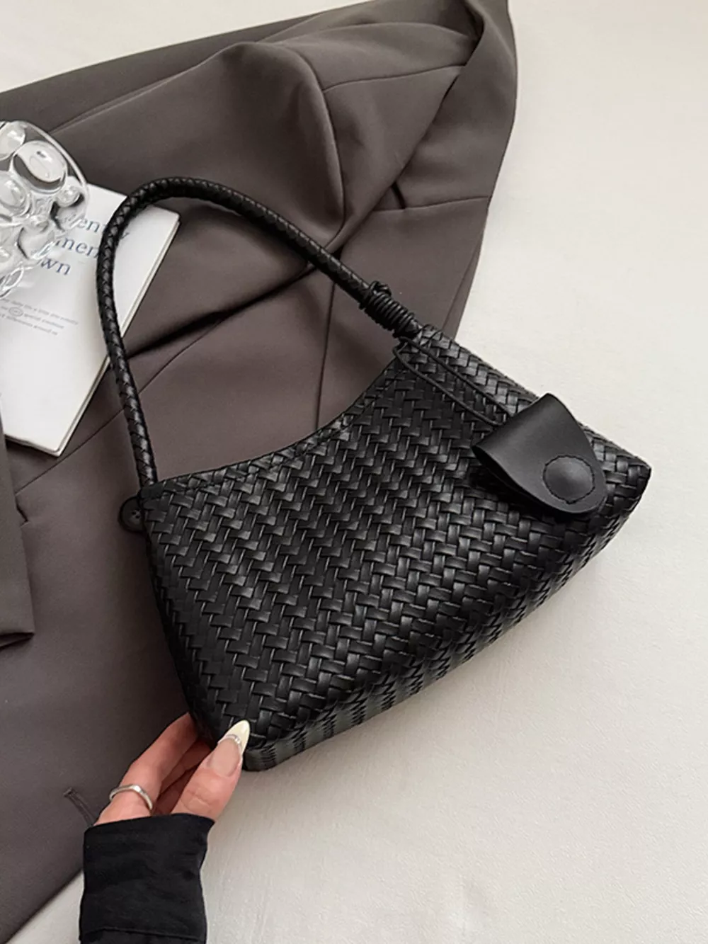 Woven Lightweight Shoulder Bag