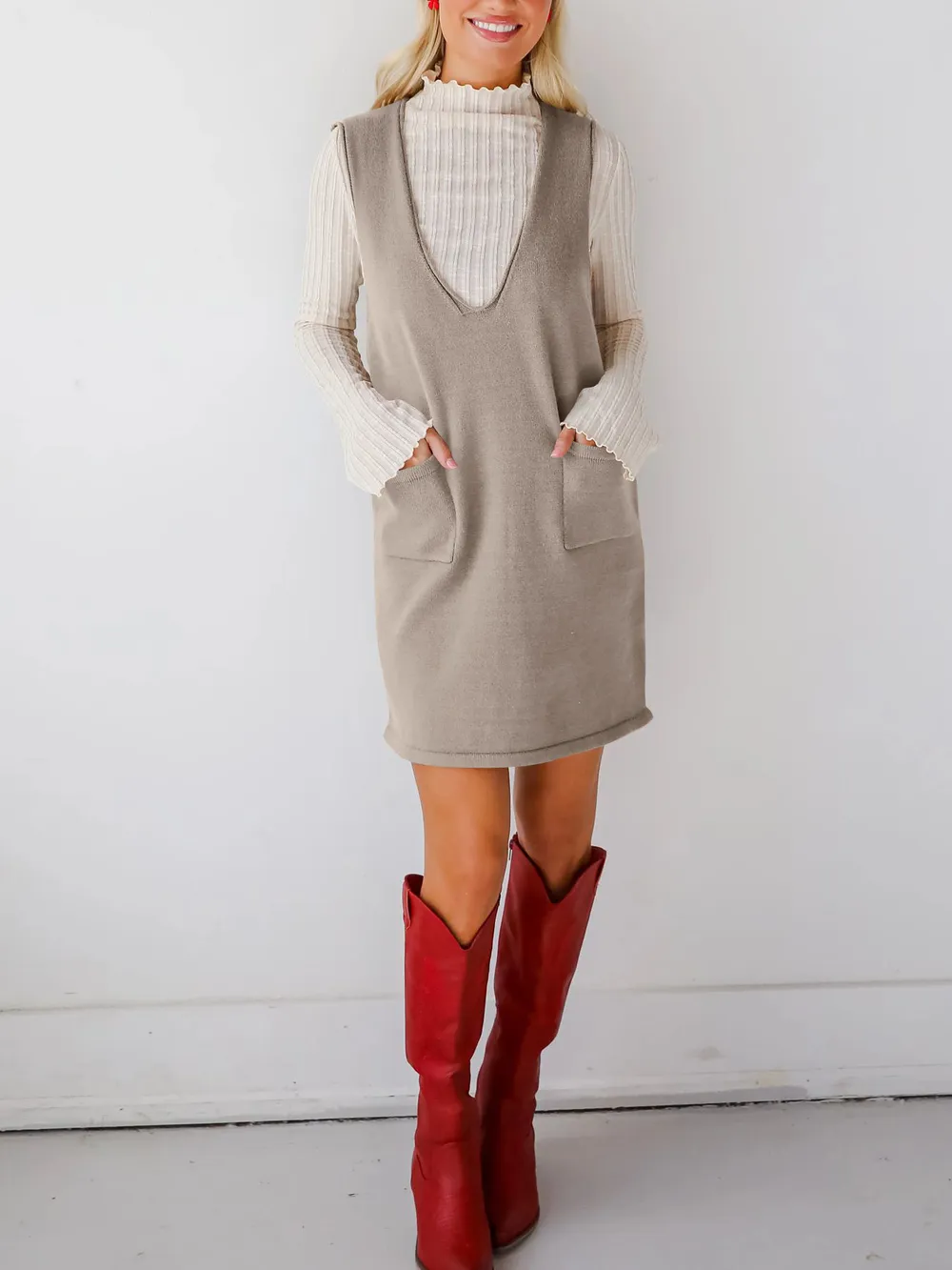 Sleeveless Knit Dress with Pockets, image 21