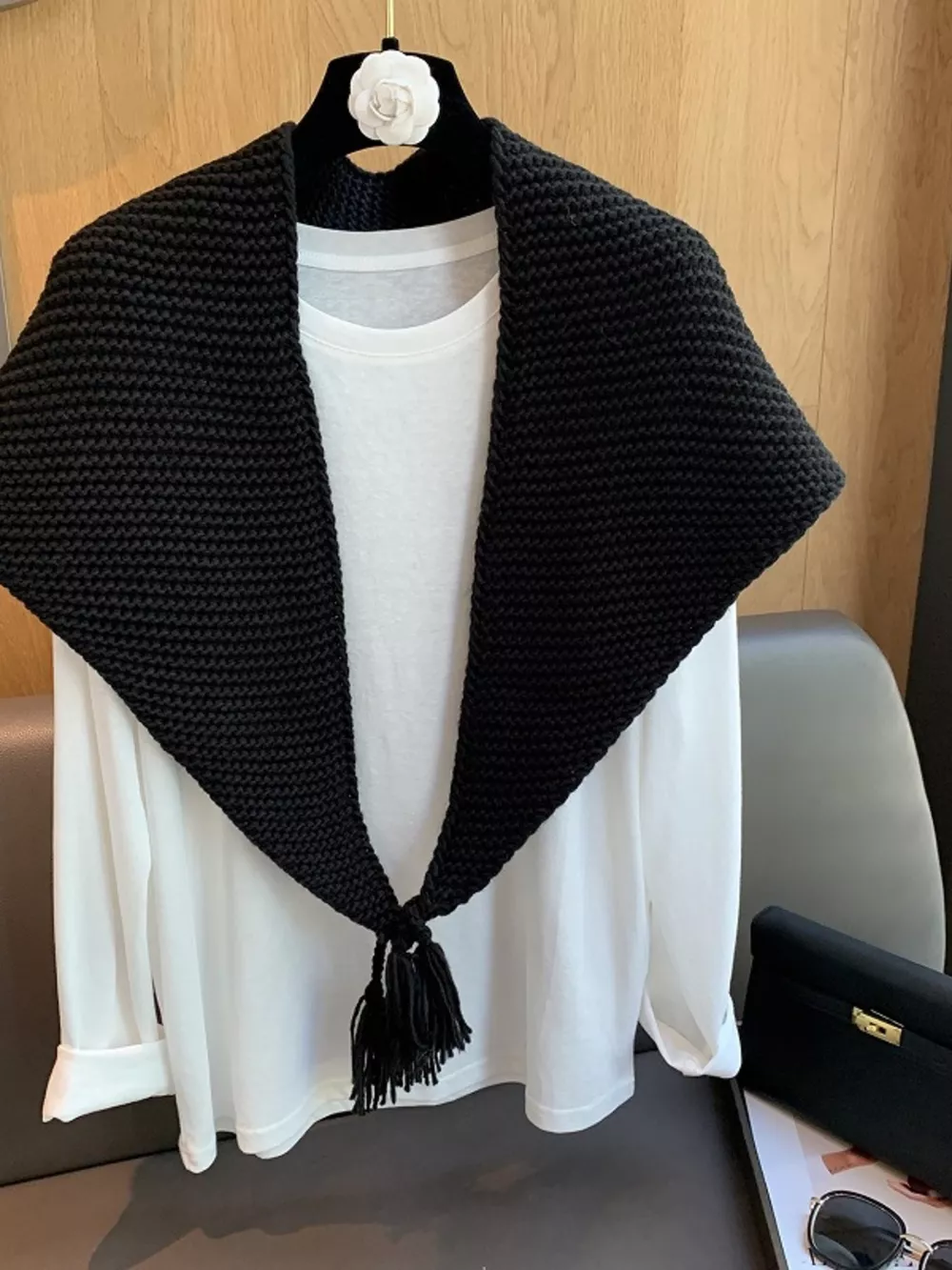 Chunky Knit Tassel Scarf, image 2