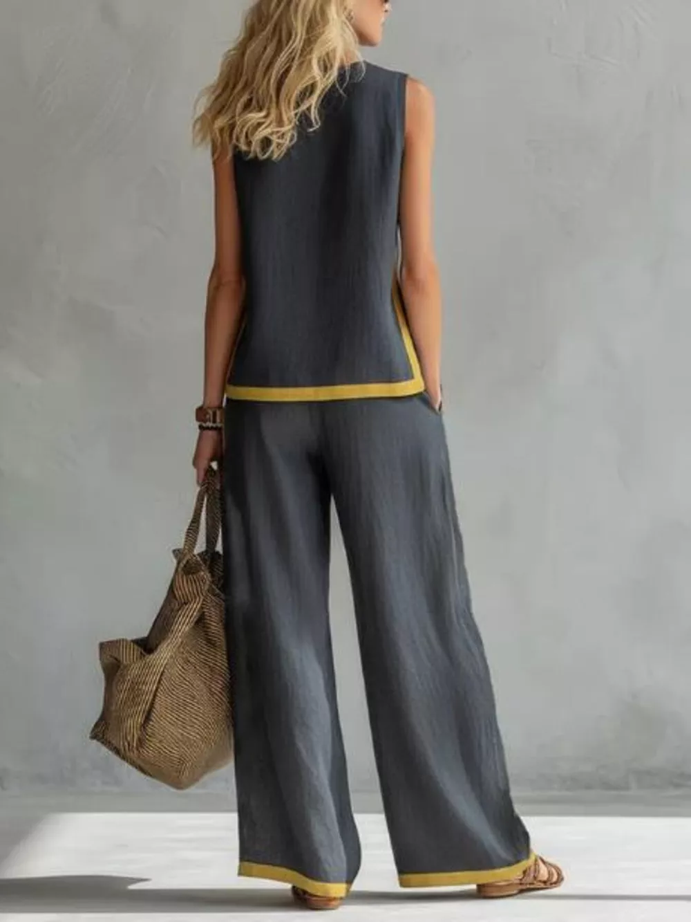 Full Size Contrast Stripe Sleeveless Top & Wide-Leg Pants Set Plus Size, image 3