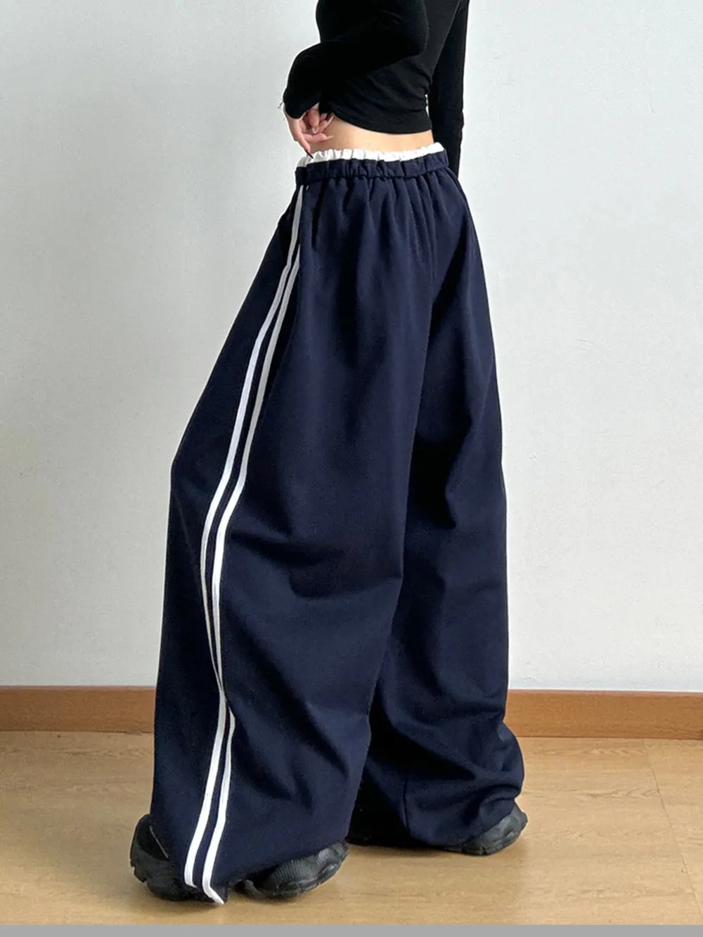 Wide Leg Drawstring Pants, image 18