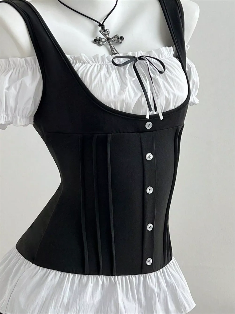Cold Shoulder Ruched Top, image 2