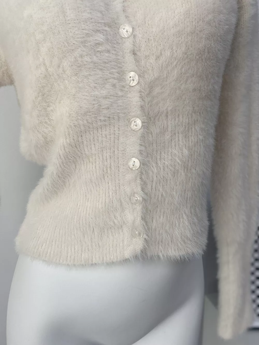 Soft Fuzzy Button-Down Cropped Cardigan, image 7