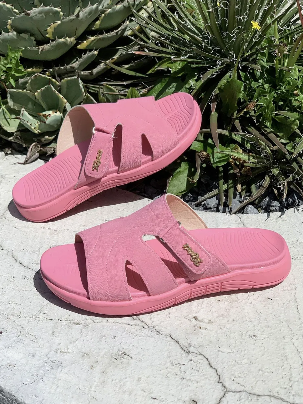 Casual Comfort Cut-Out Platform Slides, image 9
