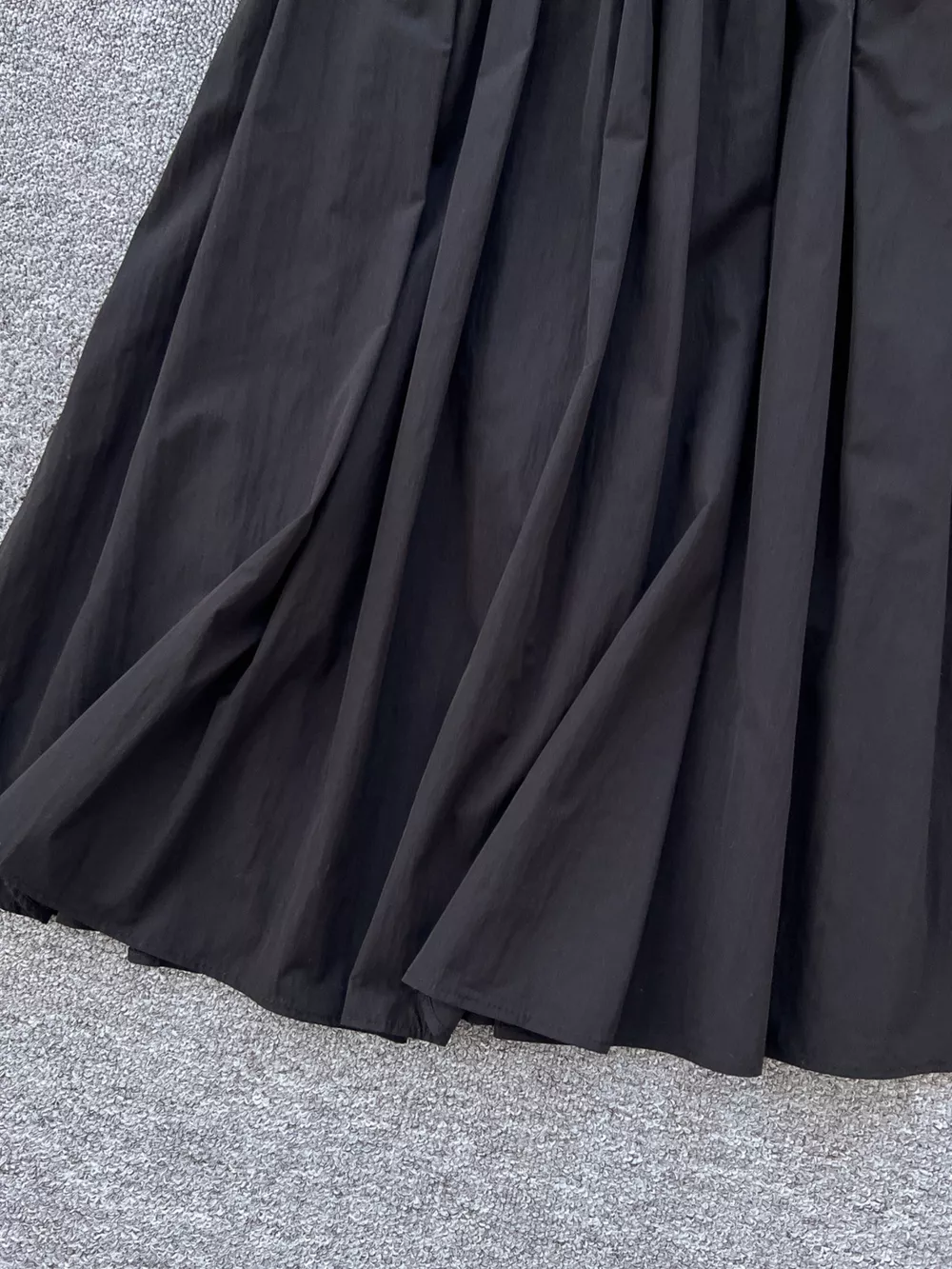 High-Waisted Skirt with Pockets, image 2