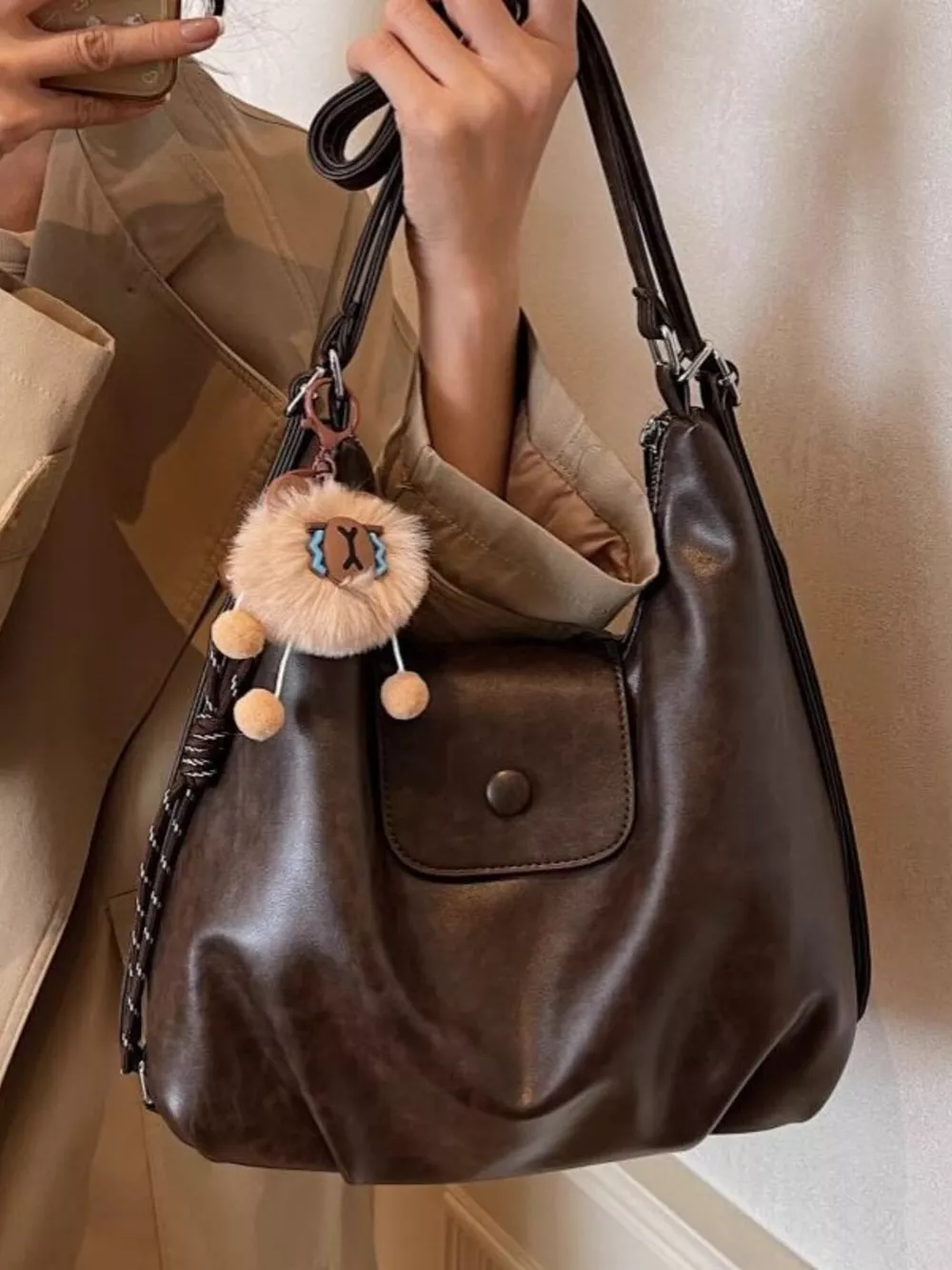 Vintage Style Leather Shoulder Bag, image 5
