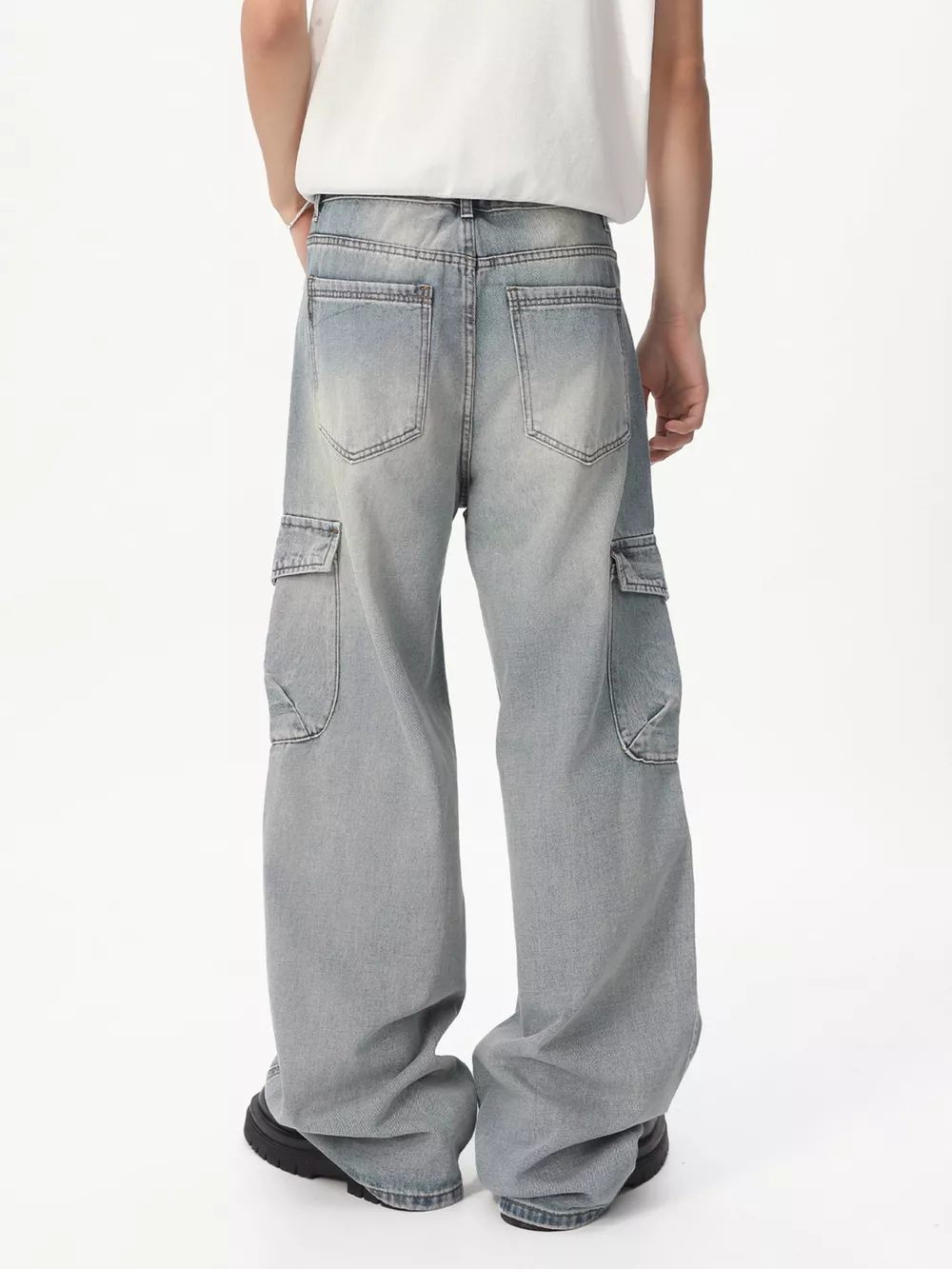 Men's Loose Fit Wash Cargo Jeans, image 3