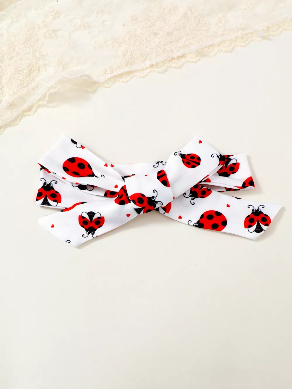 Children's Ladybug Print Ruffle Trim Top & Shorts & Headband Set, image 5