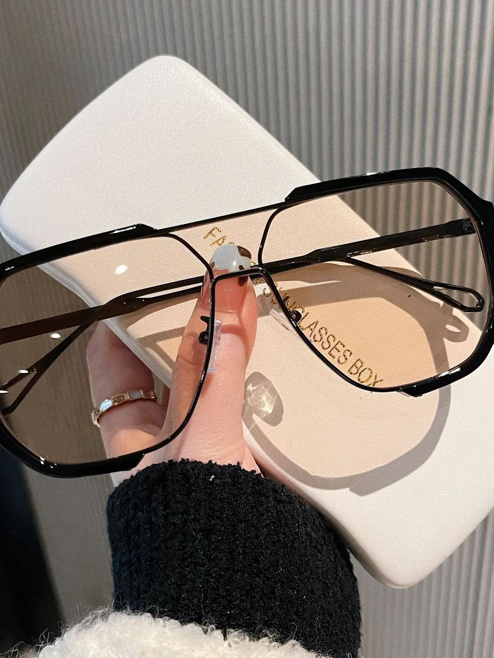 UV Protection Oversized Sunglasses, image 8