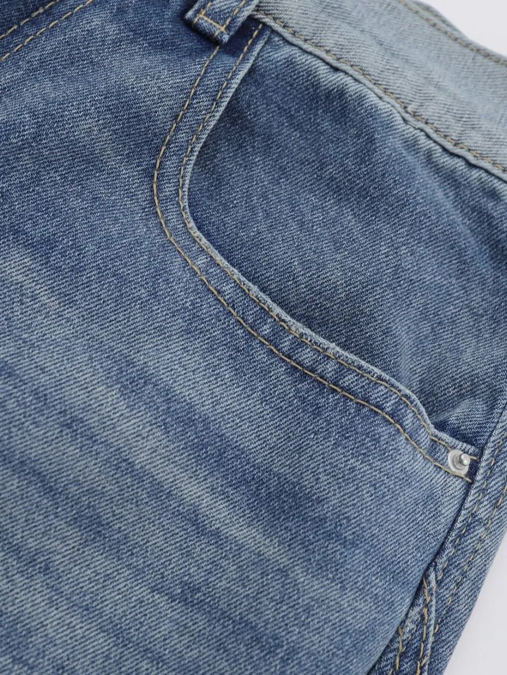 Men's Wide-Leg Vintage Wash Denim Jeans, image 5