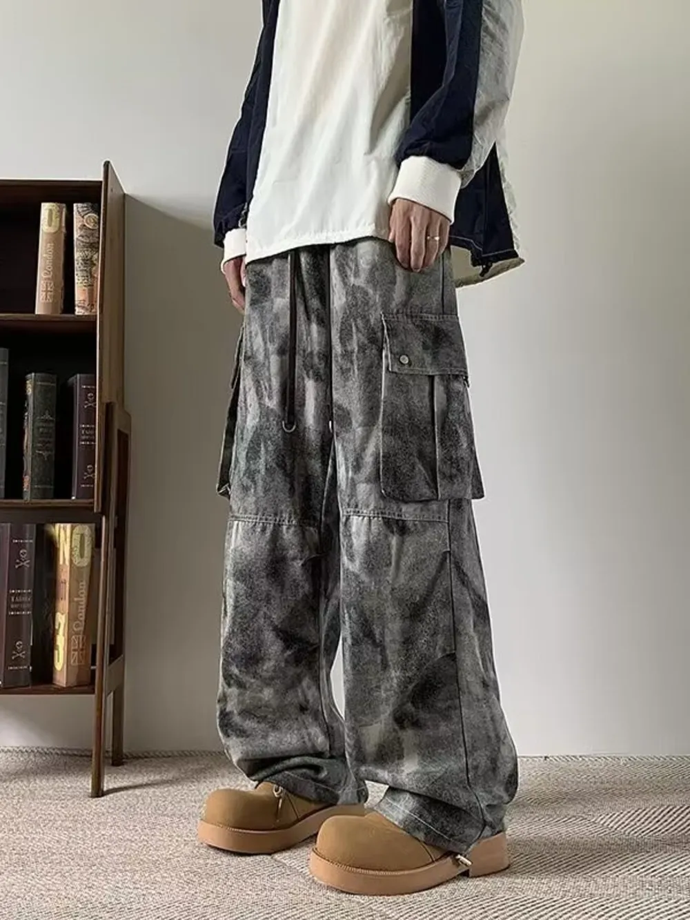 Men's Tie-dye Loose Fit Cargo Jeans, image 2