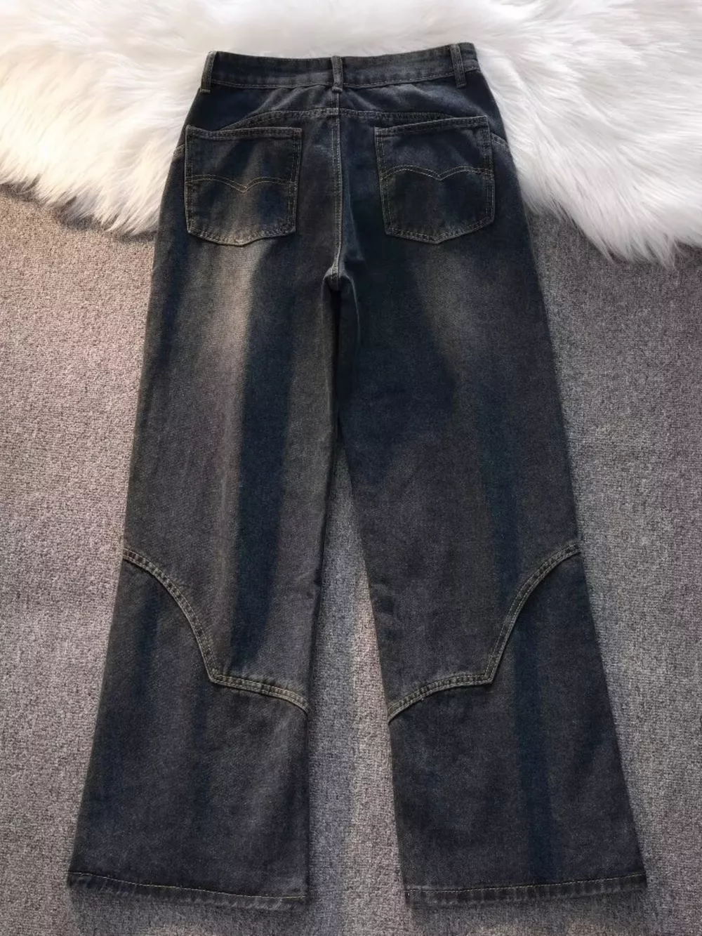Men's Vintage Wash Wide Leg Jeans, image 2