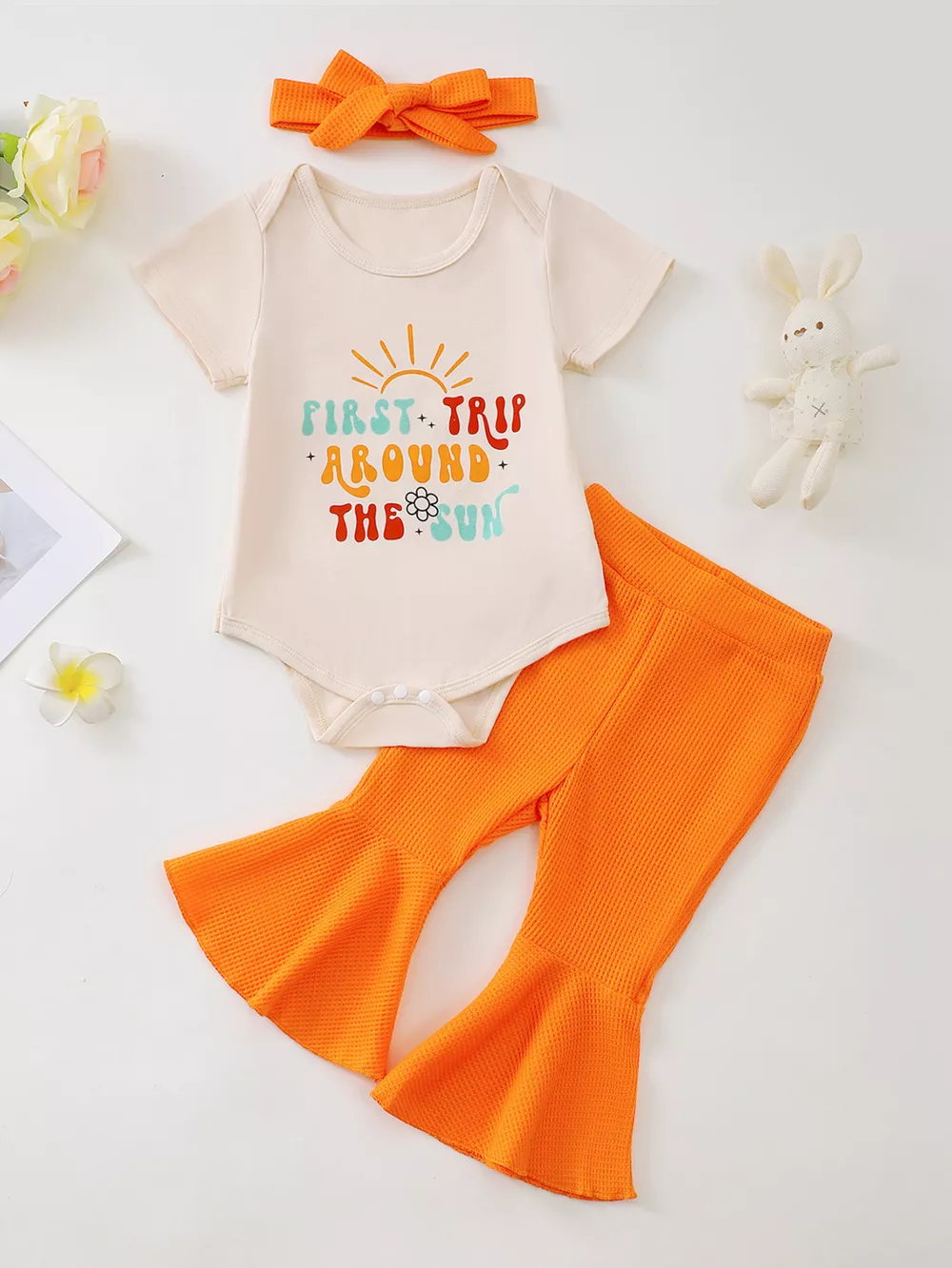 Children's Short Sleeve Bodysuit and Flare Pants Set with Headband, image 4