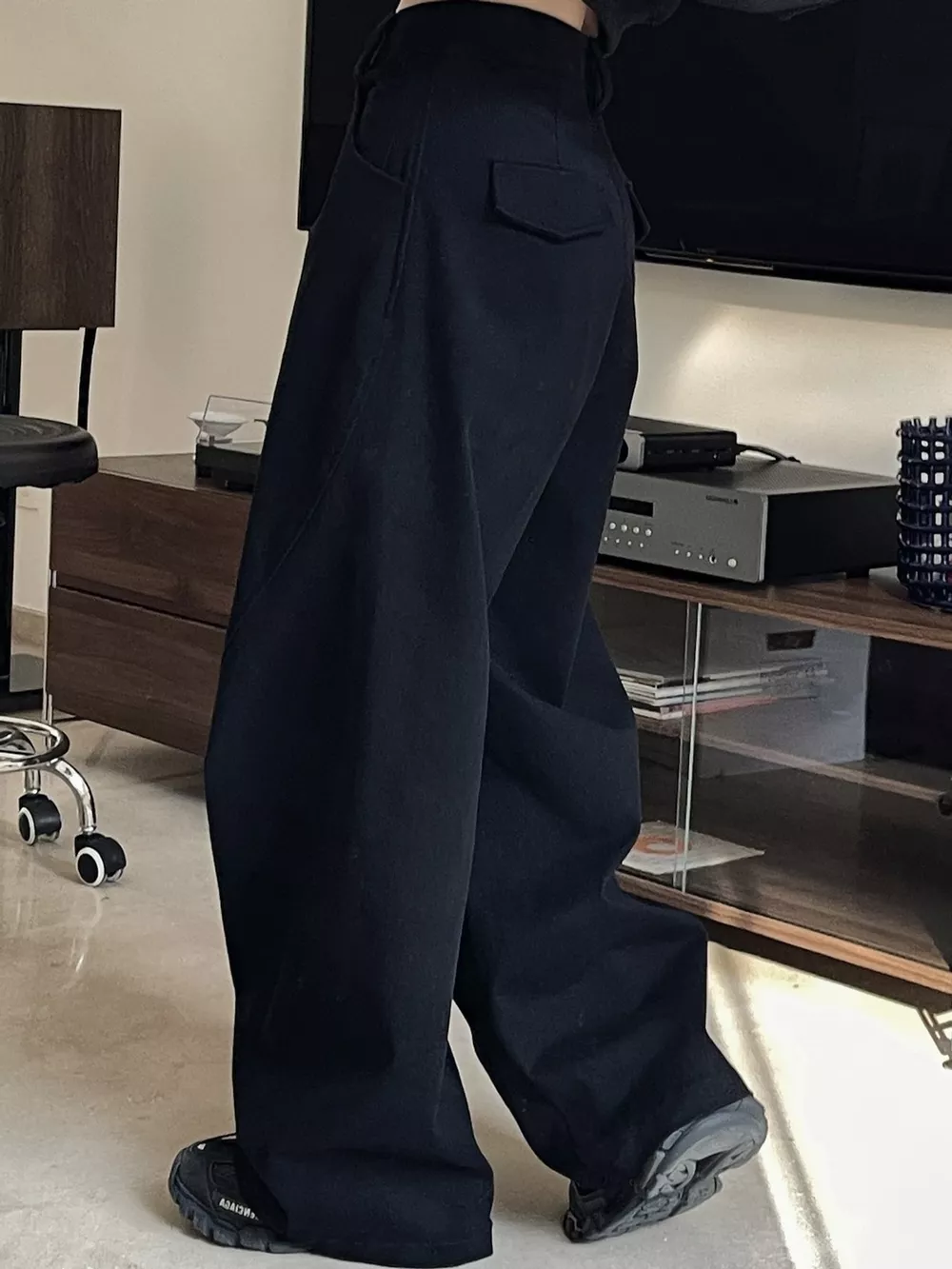 Wide-Leg Cargo Pants, image 2