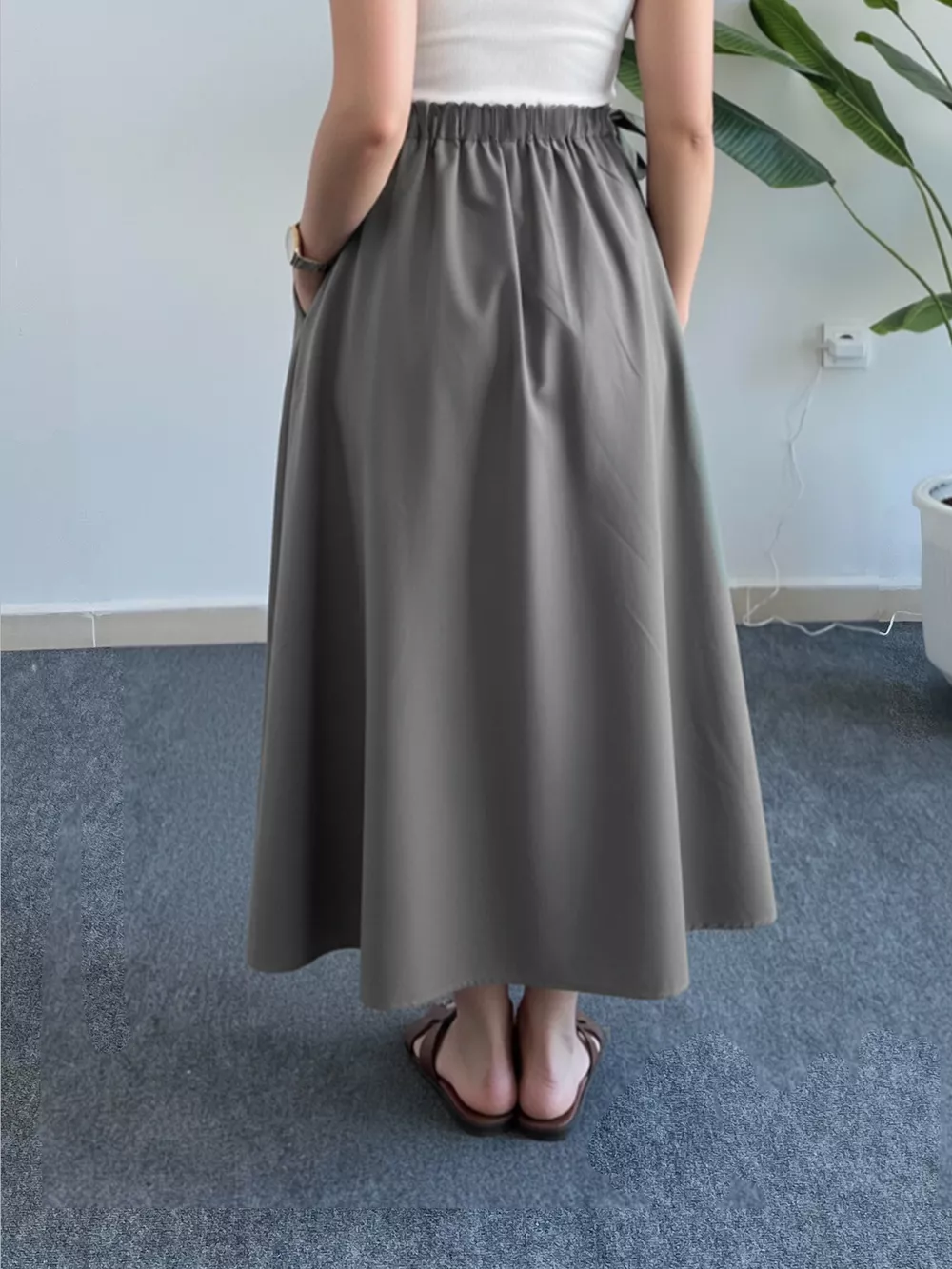 Flowy A-Line Midi Skirt with Pockets, image 2