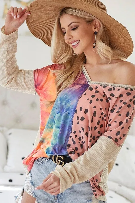 Print Block V Neck Top with Contrast Stitching, image 2