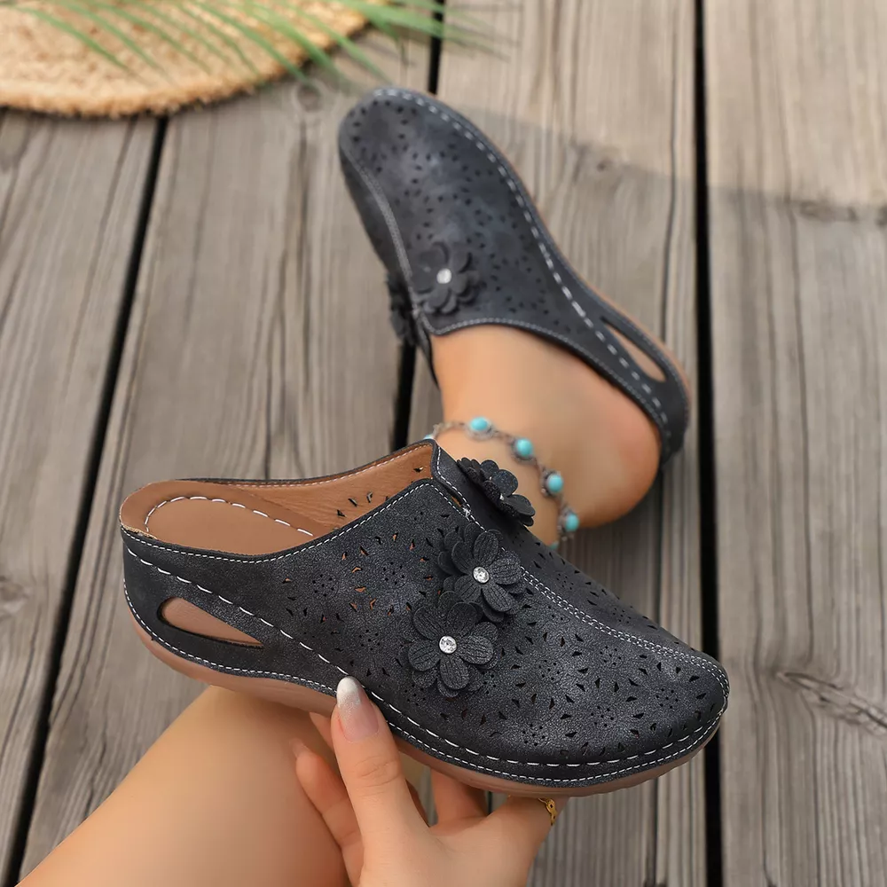 Floral Decor Round Toe Sandals, image 5