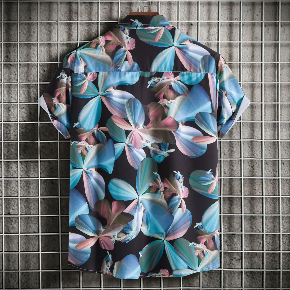 Men's Plus Size Printed Short Sleeve Button-Up Shirt, image 2