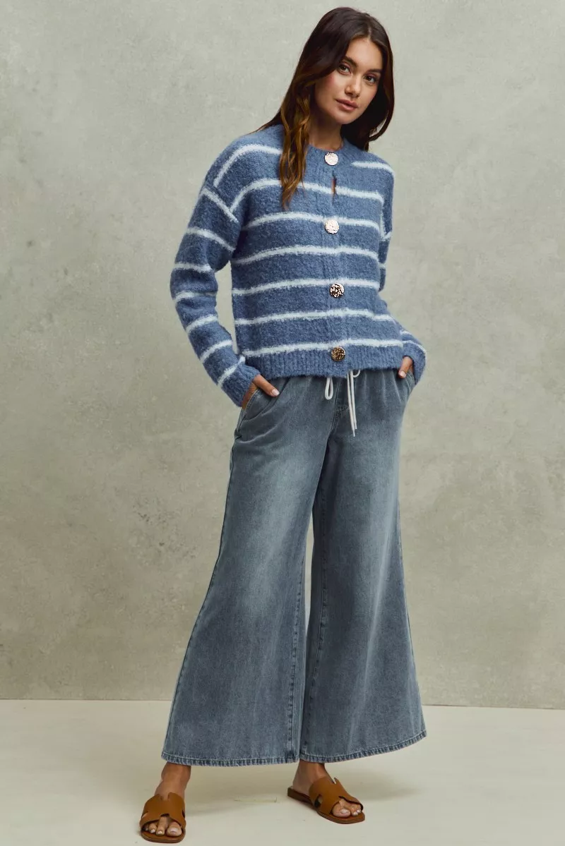Mid Rise Elastic Waist Flare Denim Jeans, image 2