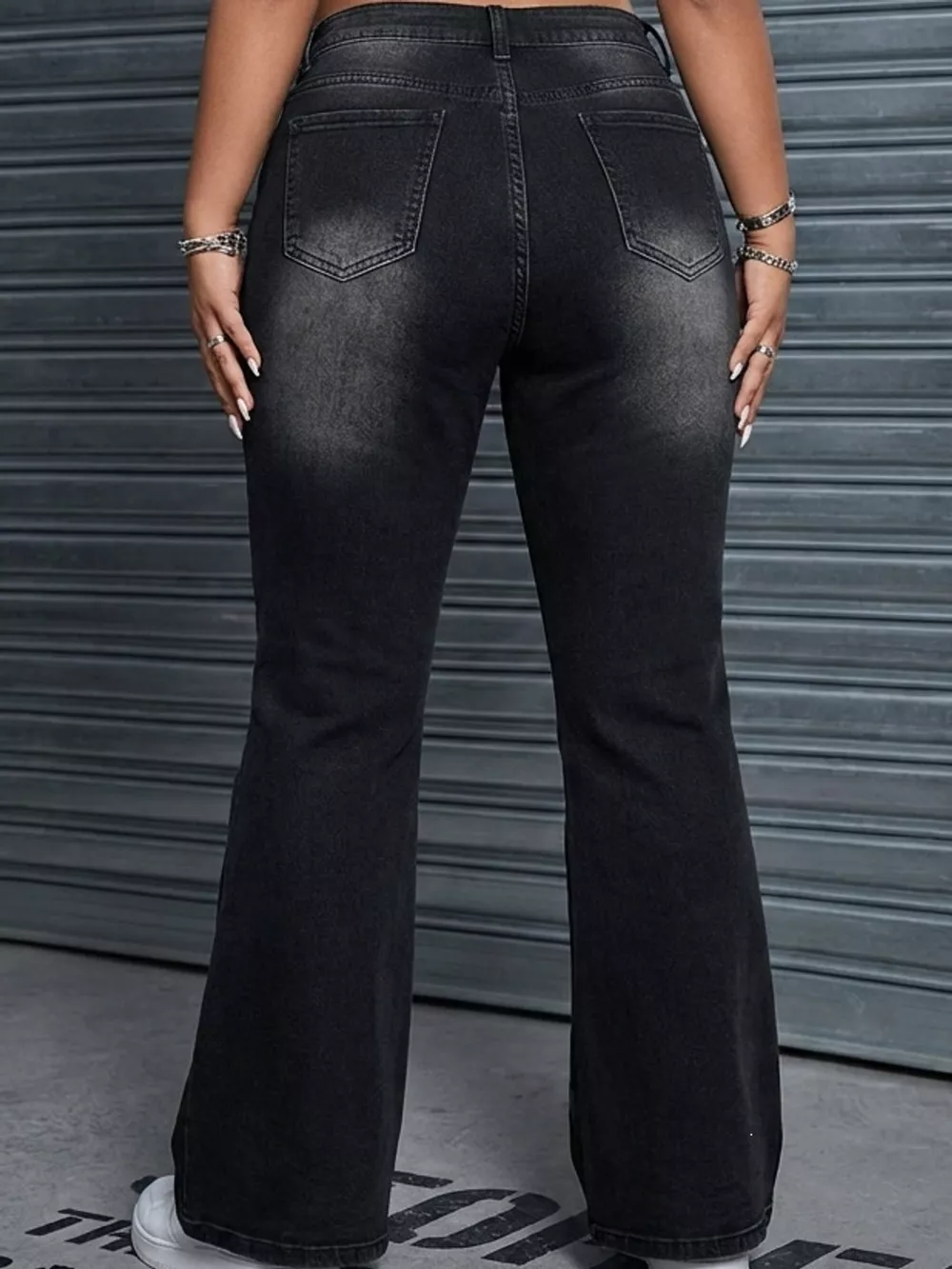 Plus Size Rhinestone Embellished Flare Jeans, image 5