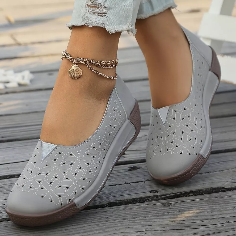 Hollow-Out Casual Loafers, image 4