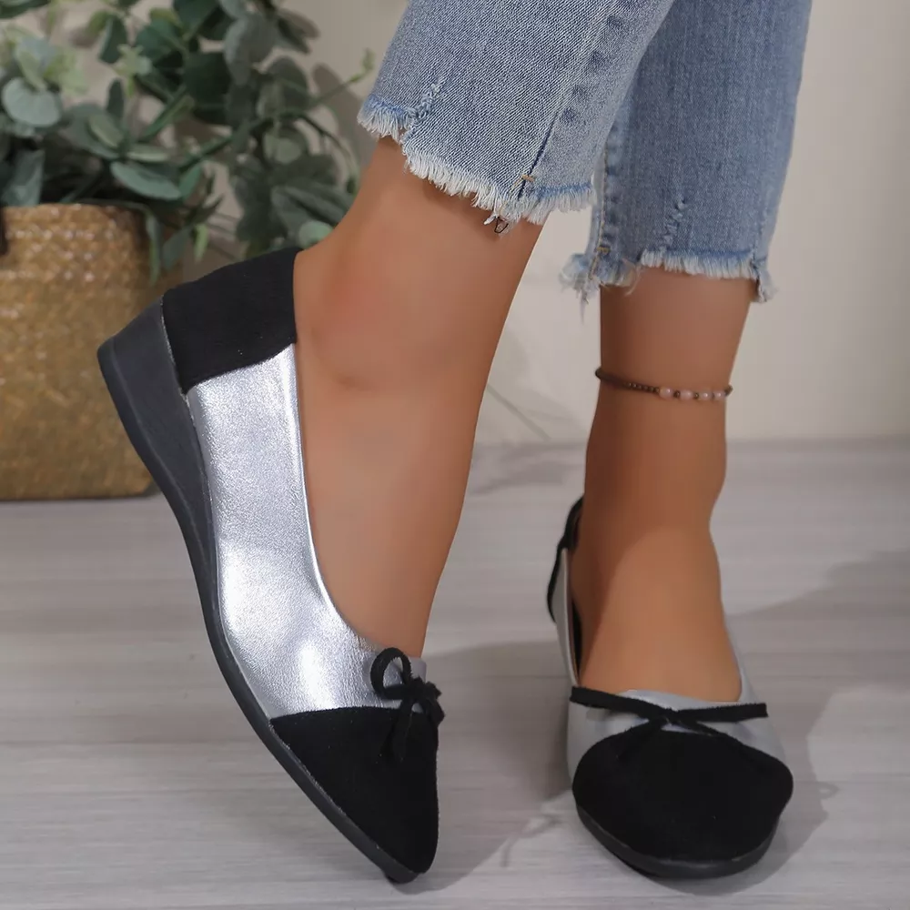 Bow Accent Two-Tone Slip-Ons, image 3