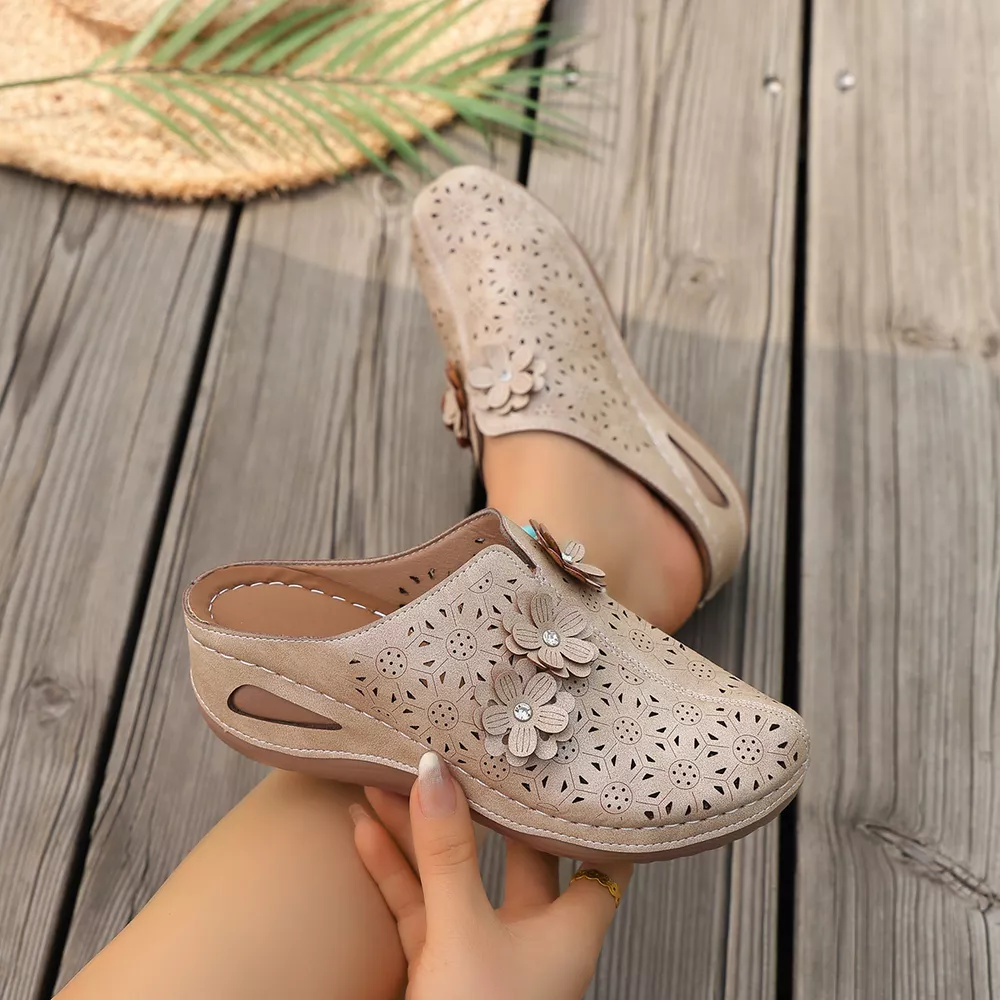 Floral Decor Round Toe Sandals, image 11