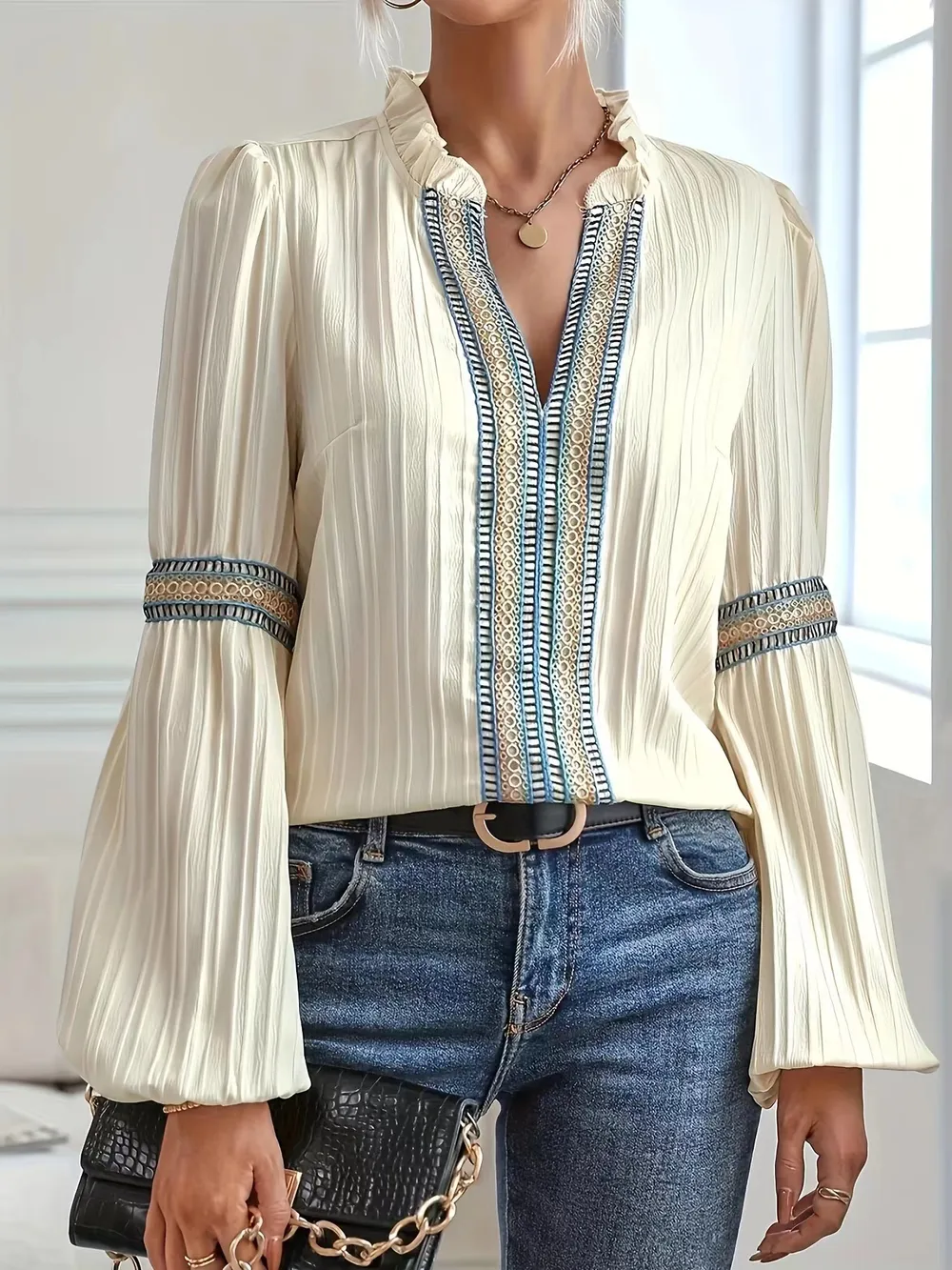 Notched Textured Balloon Sleeve Blouse, image 3