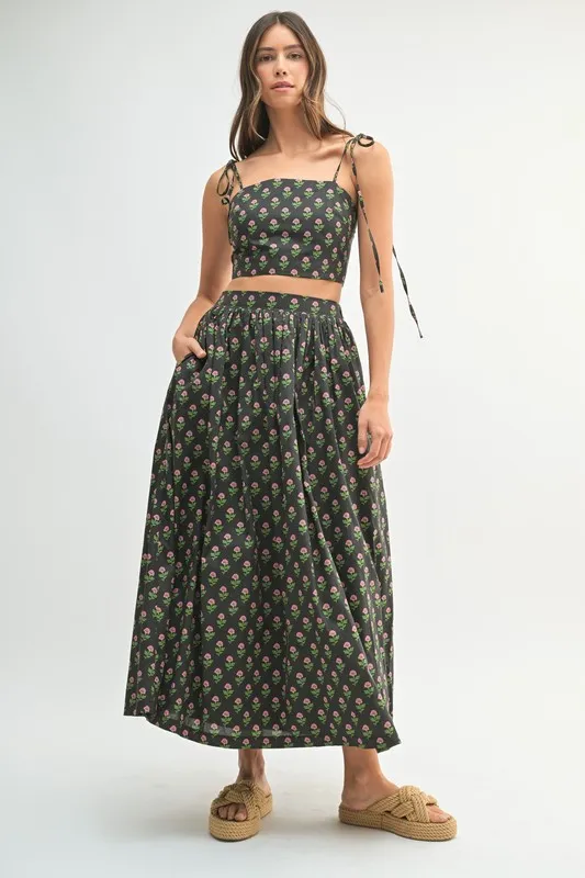 Floral Crop Top and Skirt Set, image 4