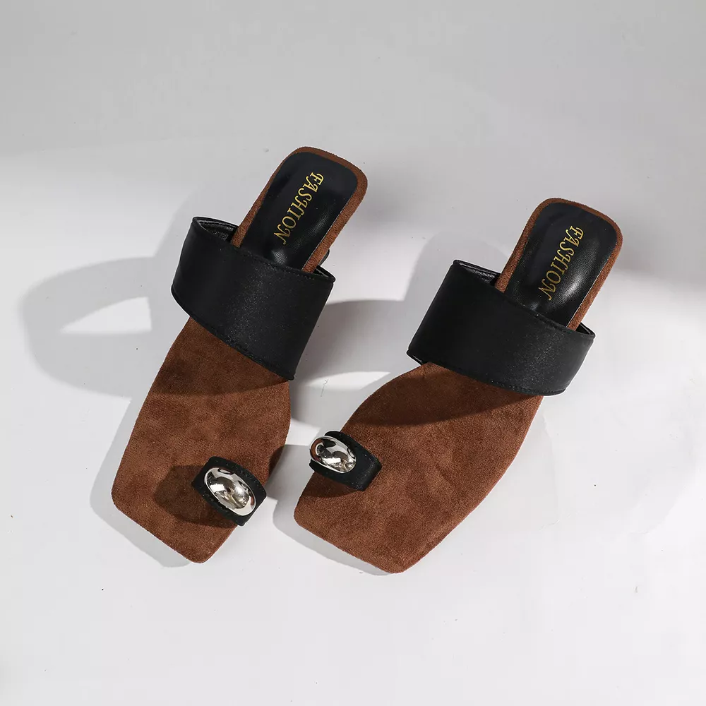 Toe Loop Block Heels Sandals, image 4