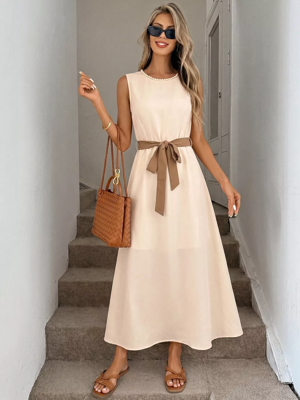 Sleeveless A-Line Midi Dre, image 2