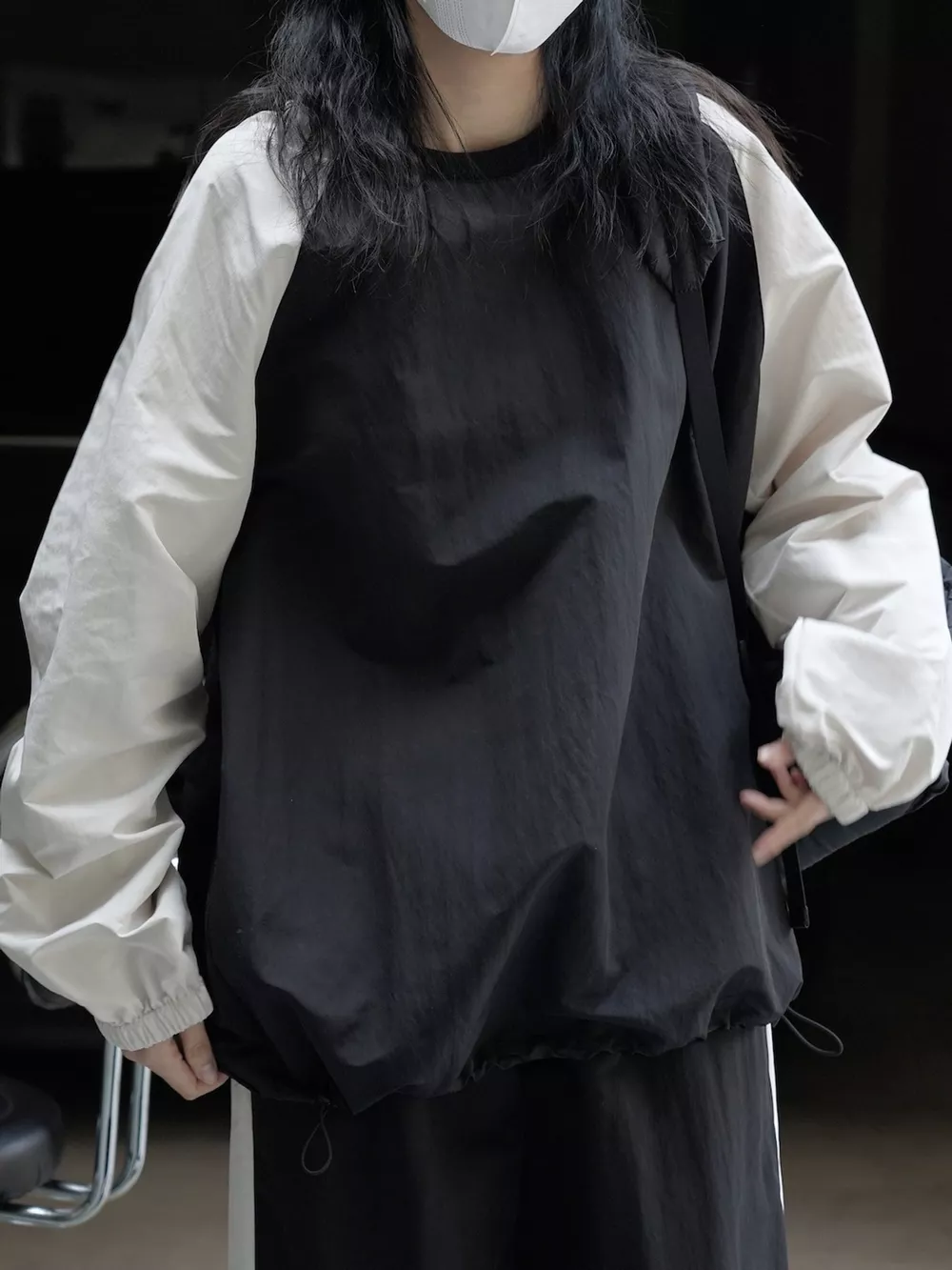 Color-Block Raglan Sleeve Sweatshirt, image 9