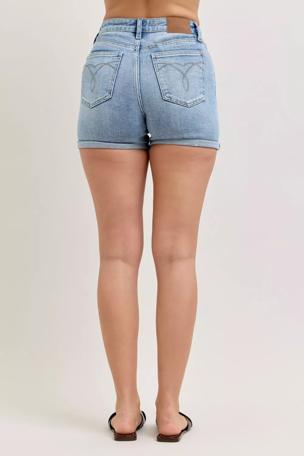 High-Waisted Slim Short with Cell Phone Back Pockets, image 3